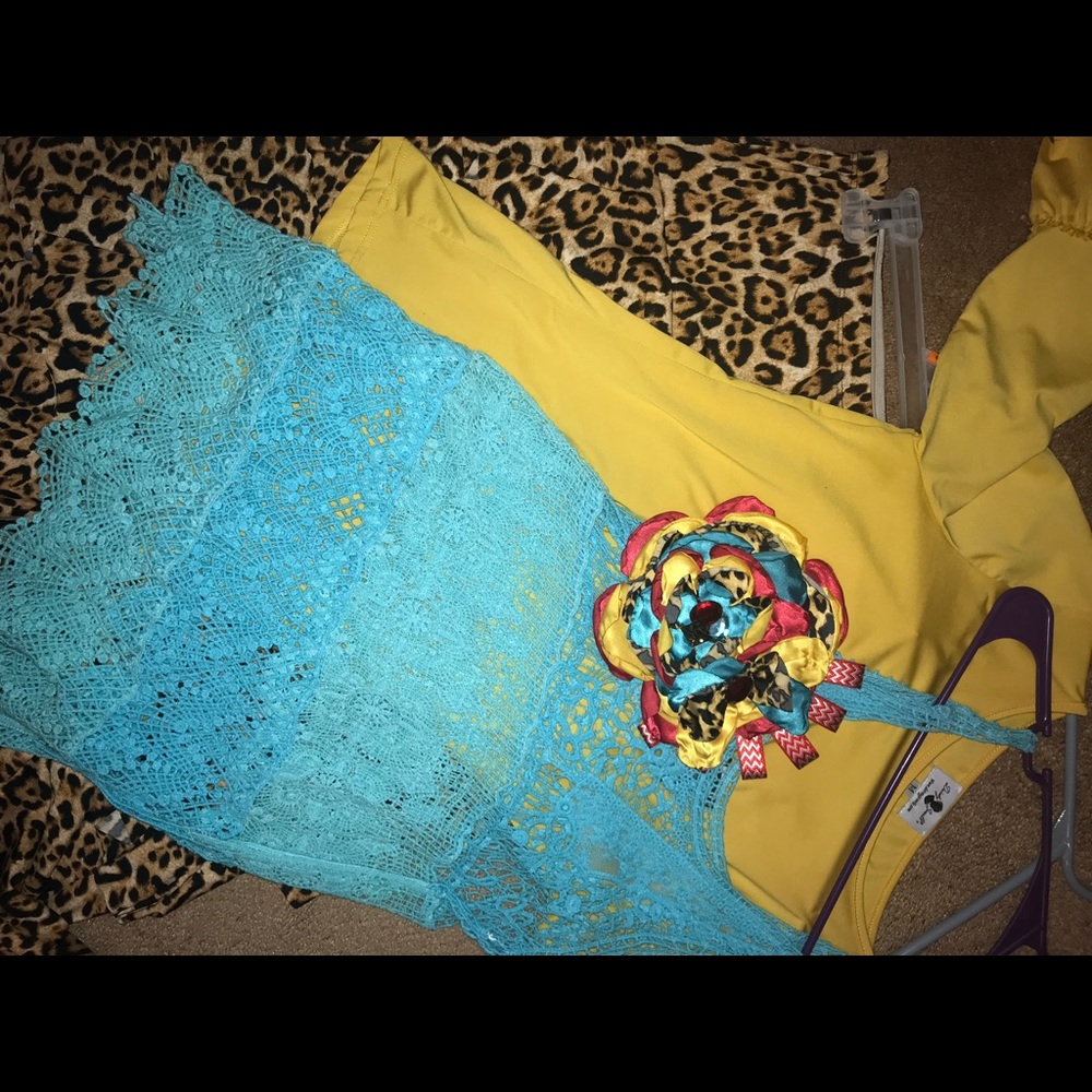 Handmade Flower Pin-On